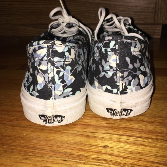 𝗖𝗹𝗮𝘀𝘀𝗶𝗰 𝗙𝗹𝗼𝗿𝗮𝗹 𝗣𝗿𝗶𝗻𝘁 𝗩𝗮𝗻𝘀 - Picture 4 of 10